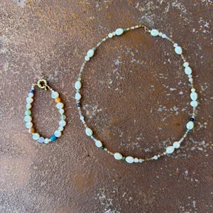 Gorjana Beautiful handmade beaded pearl pastel necklace / bracelet set thumbnail 3