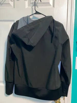 Coat / Jacket thumbnail 2