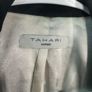 Tahari Women’s Black 2 Button Blazer No Size See Measurements EUC thumbnail 3