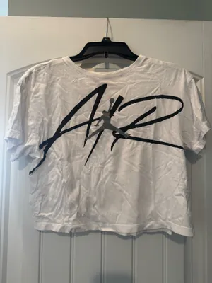 Air Jordan T-Shirt Nike youth L thumbnail 1