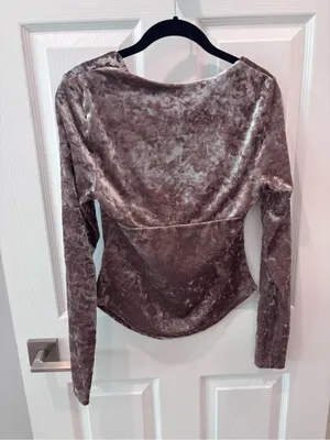 Free People Velvet Long-Sleeve Drape Neck Top - Taupe size Small thumbnail 8