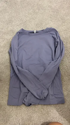 Athleta Top Long Sleeve Women’s thumbnail 2