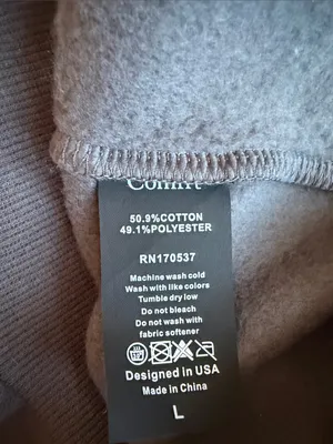 Comfrt gray minimalist hoodie sweatshirt thumbnail 6