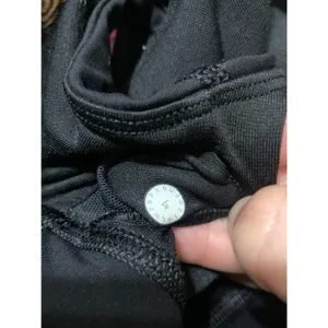lululemon always‎ aligned bra black size 4 thumbnail 3