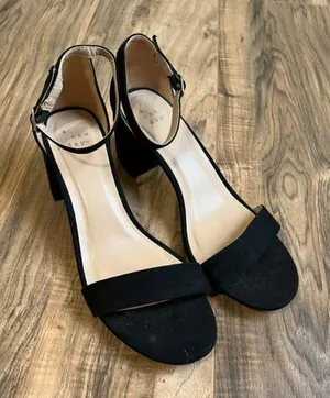 A new day 8.5 heels‎ thumbnail 1