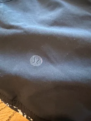 Lululemon Choose A Side Short  Reversible Chirasu Black thumbnail 8