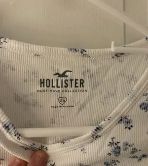 Hollister T-Shirt thumbnail 3
