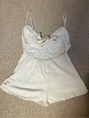 Love Tree White Lace Crochet Open Back Romper Boho Festival Size Large thumbnail 6