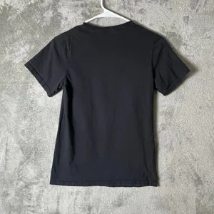 Olivia Rodrigo Graphic T-Shirt Purple Black Pop Star Concert Band Tee‎ Size XS thumbnail 4