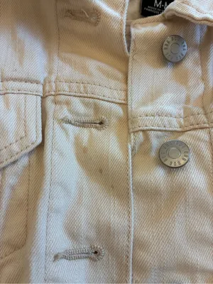 Urban Outfitters BDG Jean Jacket Women’s Medium Cream Denim thumbnail 4