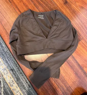 Garage deep v neck brown long sleeve crop top thumbnail 1
