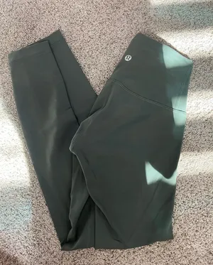 Lululemon Wunder Under Leggings thumbnail 1