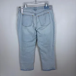 Abercrombie & Fitch Curve Love 90s Straight Ultra High Rise Light Wash‎ Size 34 thumbnail 7