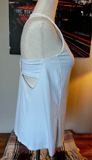Womens sz8 Lululemon Hit It Tank Built in Sports Bra No Padding thumbnail 3