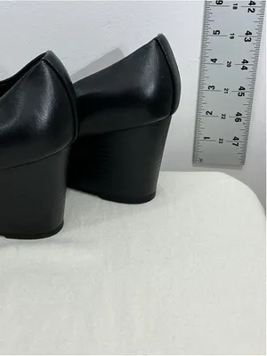 Womans excellent Call It Spring Veegan Black Slip On Wedge Casual Shoes Size 10 thumbnail 4