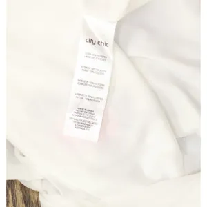 NWT City Chic Hi-Low Sleeveless Pleated Tunic Top Ivory Floral Crush White 18W thumbnail 8