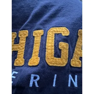 AS‎ Sports Navy Blue Size XL Embroidered MICHIGAN WOLVERINES Tshirt Vintage thumbnail 6