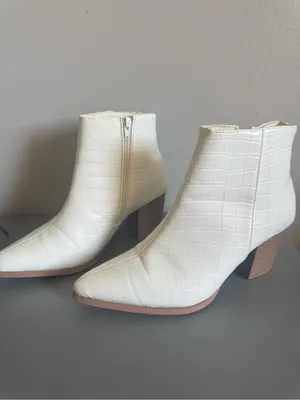 Forever 21 White Croc-Textured Ankle Booties with Block Heel thumbnail 2