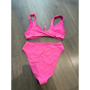Show Me Your Mumu Mumu Mermaid Hot Pink 2 Piece Bikinis Set MEDIUM thumbnail 2