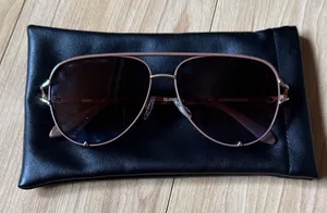 Quay NWOT high key twist Sunglasses thumbnail 1