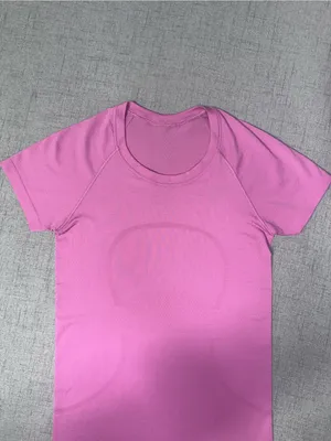 Lululemon Swiftly Tech Short Sleeve Shirt 2.0 Pink Blossom Size 6 thumbnail 4