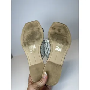 Dolce Vita Sandals Women 8 Silver Lizard Print Toe Loop Flat Slides thumbnail 6