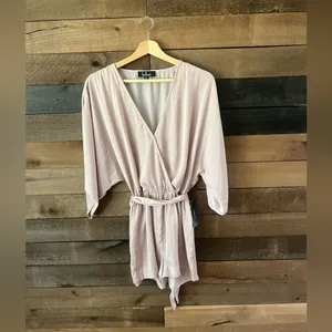 NWT Lulus Blush Kimono Sleeve Wrap Romper – Size XS thumbnail 9