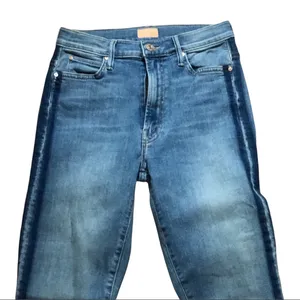 MOTHER Denim Stunner Zip Ankle Step Fray `Light Kitty Racer’ Size 27 Pre-Loved thumbnail 4