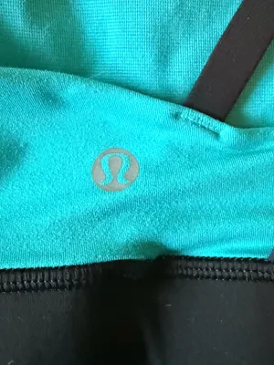 🍋 Lululemon Energy Bra Teal Sports Bra with Multicolor Strappy Back size 6 thumbnail 6