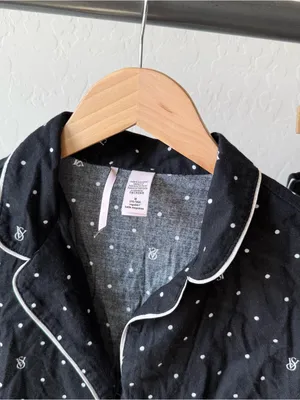 Victoria’s Secret Flannel Pajama Set thumbnail 7