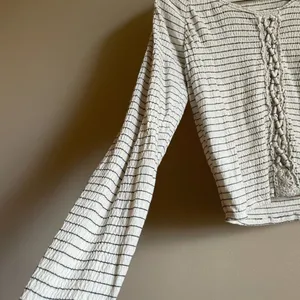 American Eagle Cream Top w/ Blue Stripes - M thumbnail 4