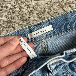 Pacsun High Rise Straight Jeans Medium Wash Distressed Denim Streetwear Size 26 thumbnail 2