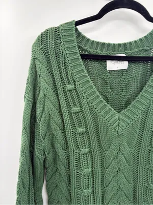 Stitches and stripes v neck cable knit long sleeve sweater size medium thumbnail 4