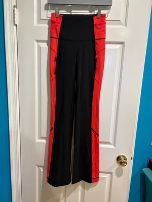 Lululemon Run: Ice Queen yoga pants flare leg black red sz 4 thumbnail 3
