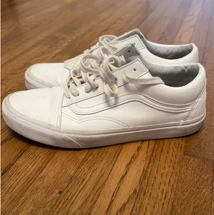 White Vans Women’s Shoes thumbnail 4