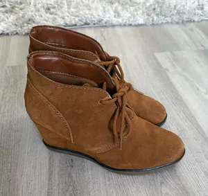 Sonoma Life+Style Suede Lace-Up Wedge Ankle Booties in Brown “Chestnut” Size 8.5 thumbnail 1