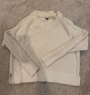 American Eagle Sweater thumbnail 1