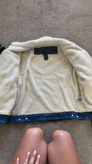 Wrangler denim jacket medium thumbnail 4