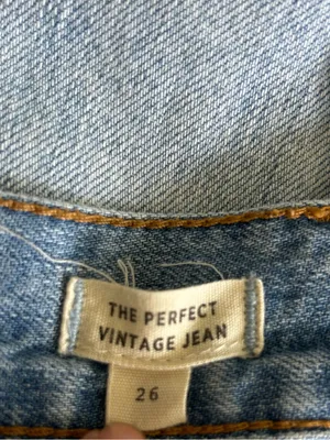 Madewell The Perfect Vintage Jean Straight Leg High Rise Light Wash‎ Size 26 thumbnail 4