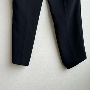 Aritzia Wilfred Crepe Darontal Pull On Cropped Pants Trousers Black Size 6 Small thumbnail 11