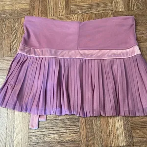 NWOT Purple Mini Skirt Size 6 thumbnail 4