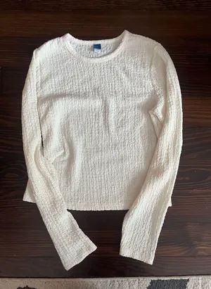 Old Navy Cream scrunched semi sheer white top   thumbnail 1