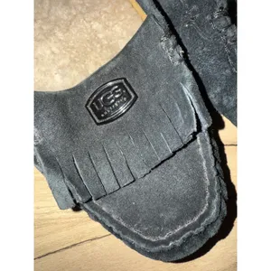 UGG 1949 Driving Loafer Suede Sheepskin Kiltie Moc Toe US Sz 8.5 F‎ thumbnail 4