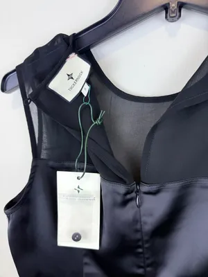 Tuckernuck NWT Black Satin Mesh Sleeveless Top Size Small thumbnail 4