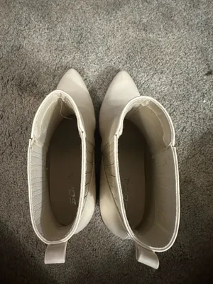 Booties thumbnail 6