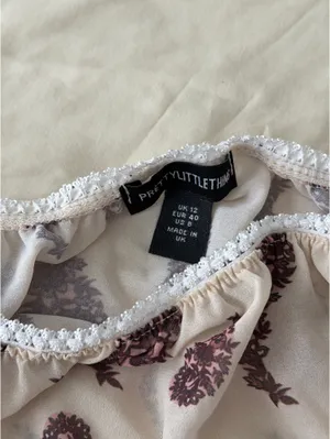 Pretty Little Thing skirt thumbnail 5