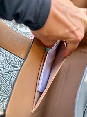 Kate Spade Phoebe Tote thumbnail 8