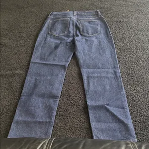 J crew Classic Straight Leg Dark Wash Jeans thumbnail 2