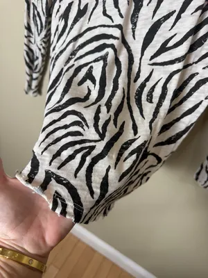 ATM Brand Zebra Animal Print Lightweight Sweater Long Sleeve Top Size XS thumbnail 4