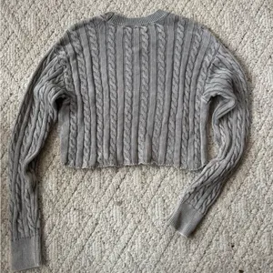 aerie Gray Cropped Cable Crewneck Sweater thumbnail 3